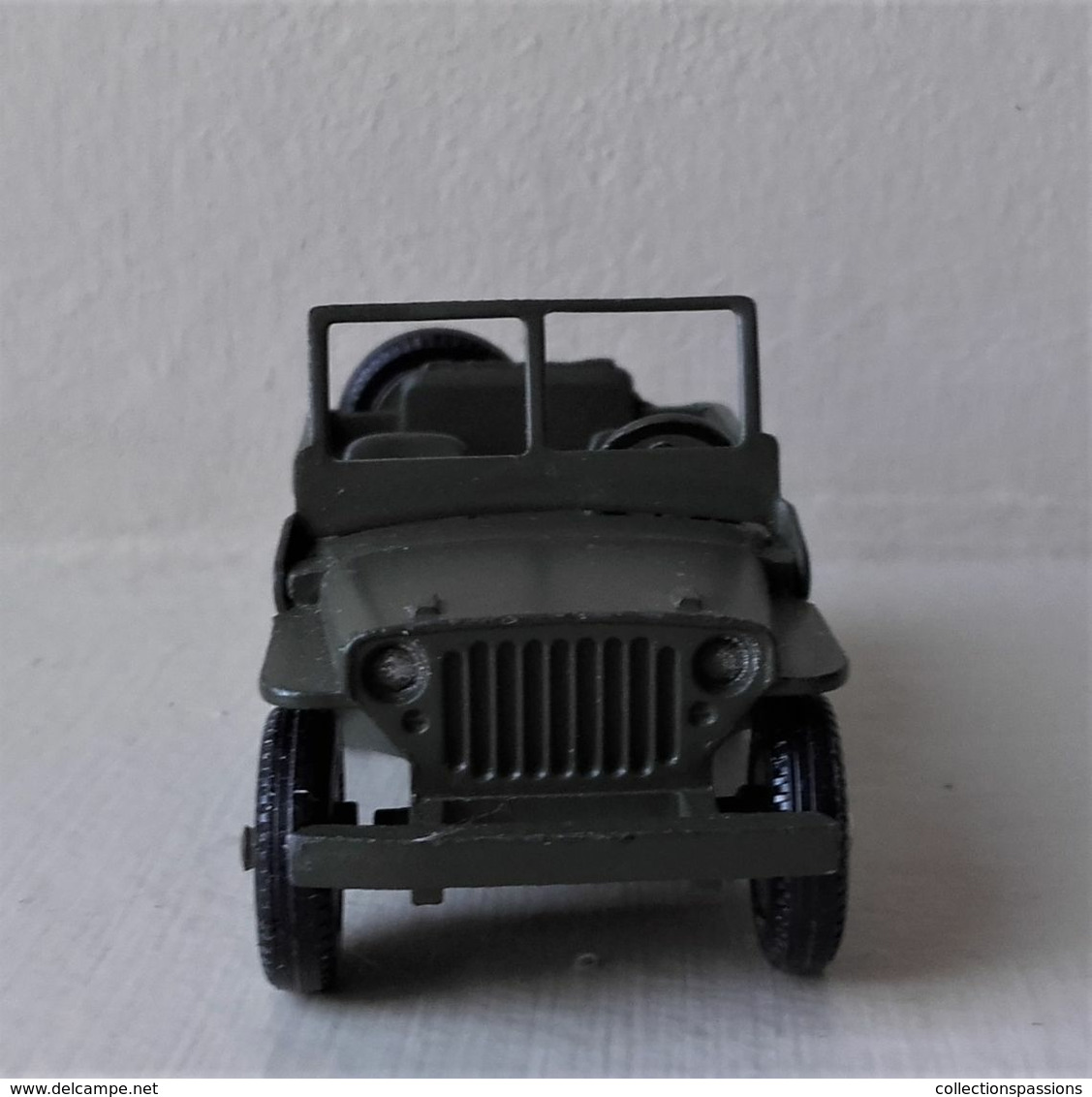 - Camion Militaire - JEEP WILLYS - Dinky Toys - - Militari