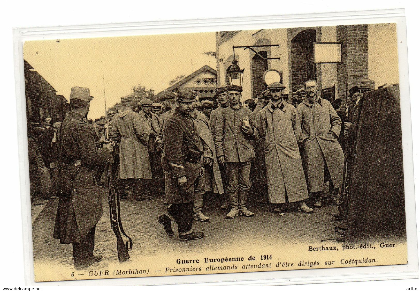 DC3642 - Guerre Européenne De 1914 GUER (Morbihan) Prisonniers Allemands Attendant D'etre Dirigés Sur Coetquidan CECODI - Autres & Non Classés