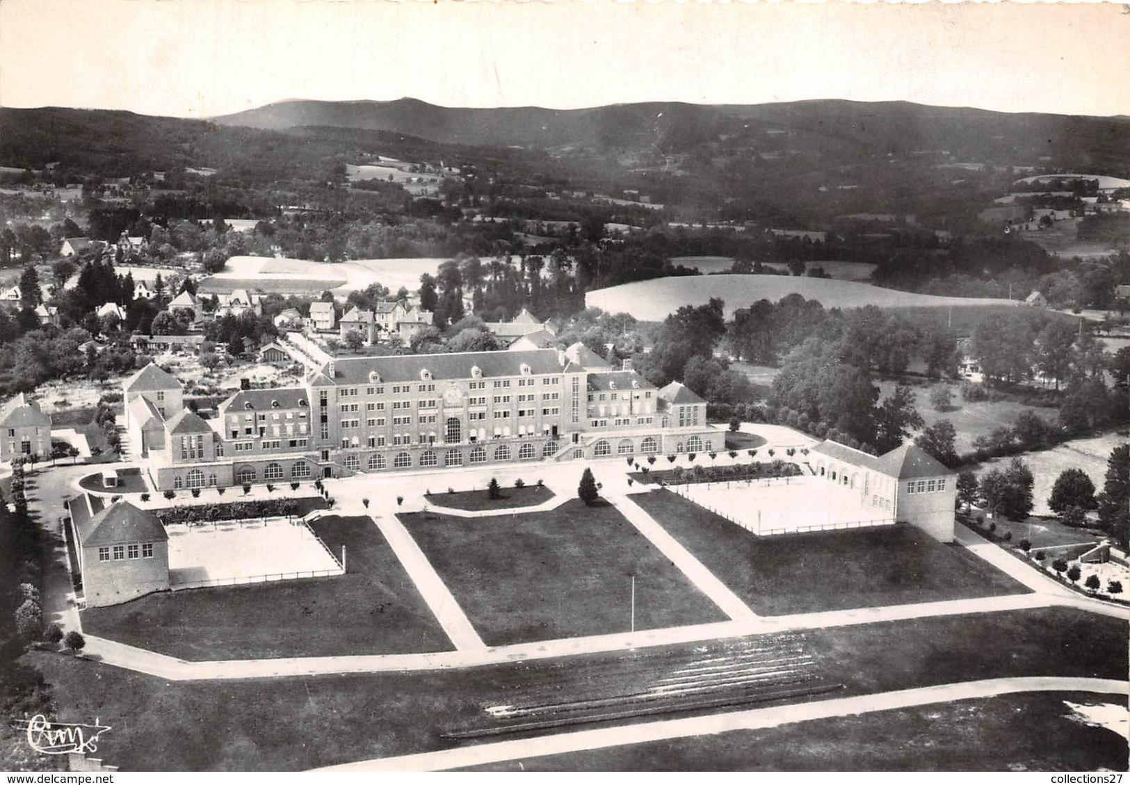 19-EGLETON- ECOLE NATIONALE PROFESSIONNELLE VUE DE CIEL - Egletons