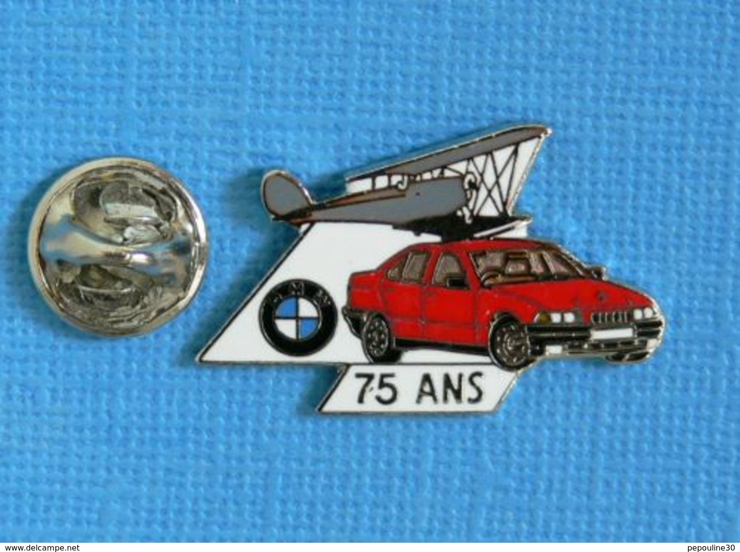 1 PIN'S //  ** AVION BIPLAN  BMW 75 ANS ** . (BMW  Démons & Meiveilles) - BMW