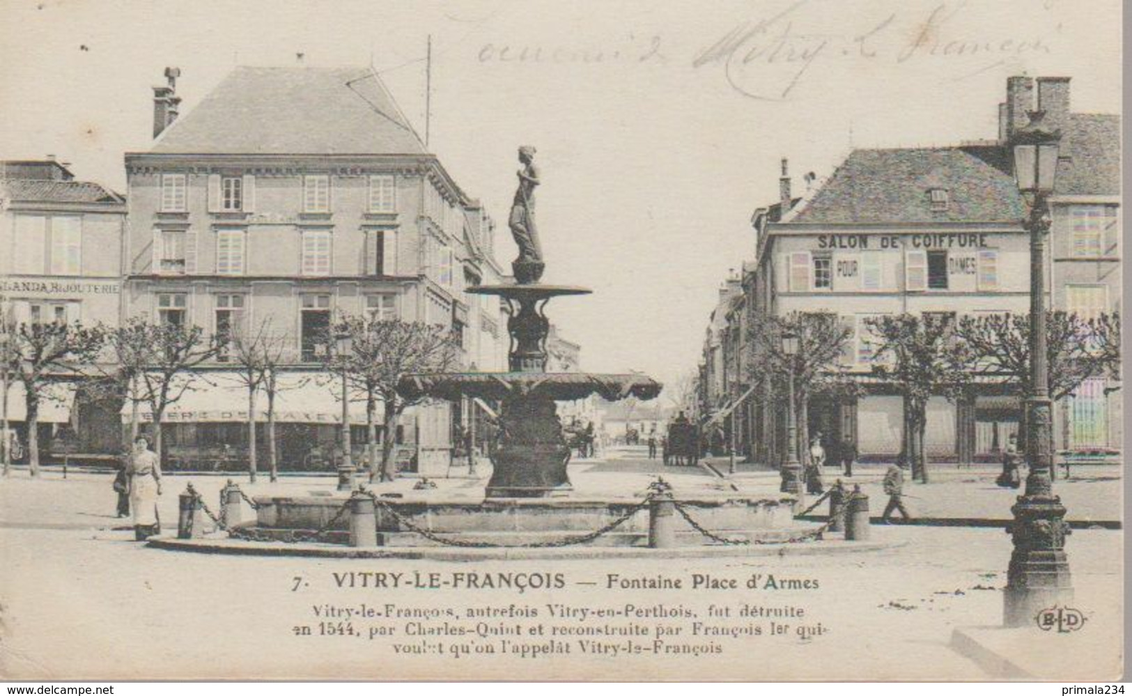 VITRY LE FRANCOIS - FONTAINE PLACE D ARMES - Vitry-le-François