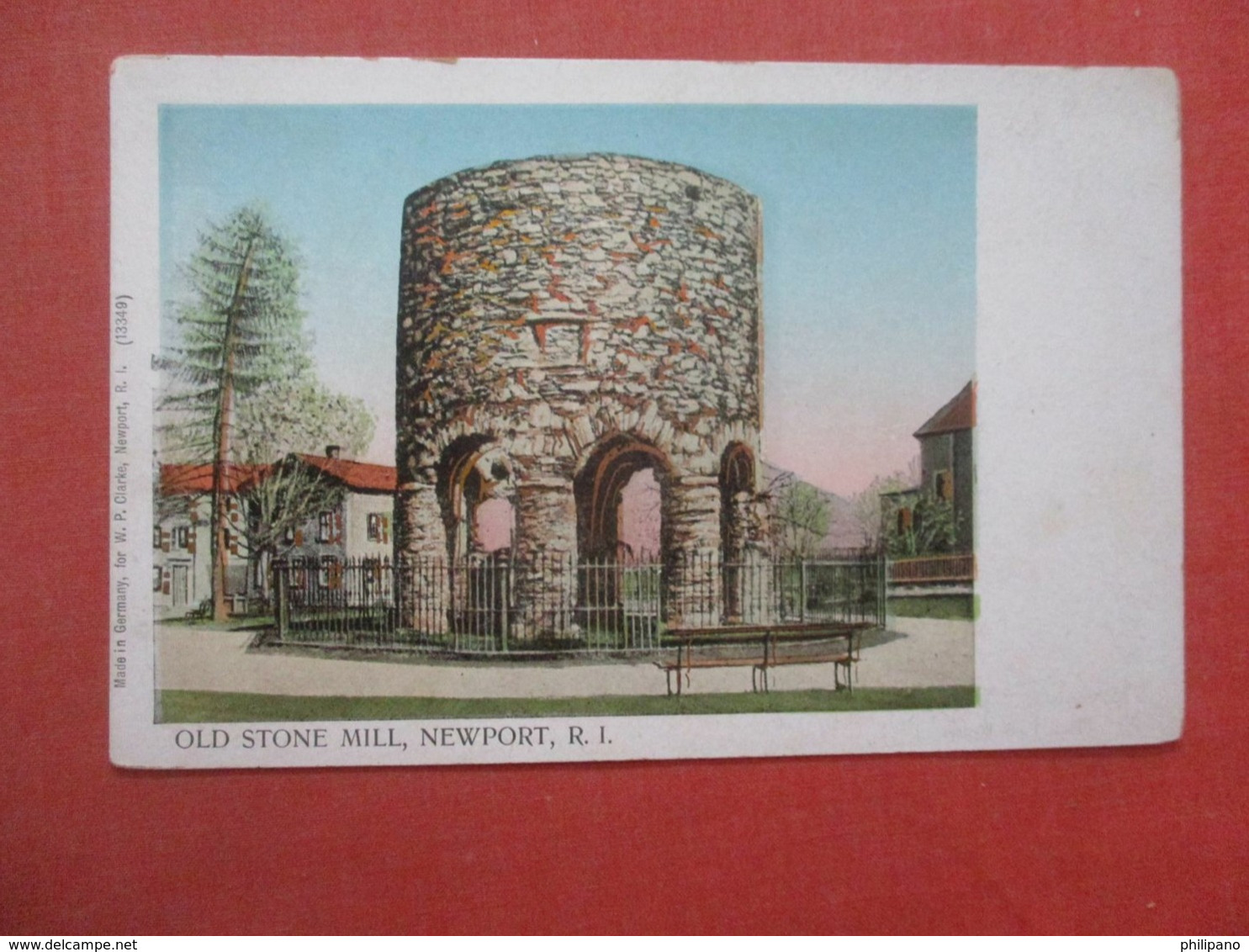 - Copper Window   Old Stone Mill   Rhode Island > Newport   Ref  4359 - Newport