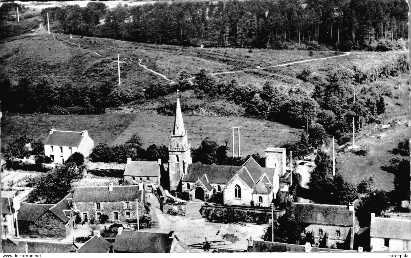 Carte 1950 CAUREL / PLACE DE L'EGLISE - Caurel