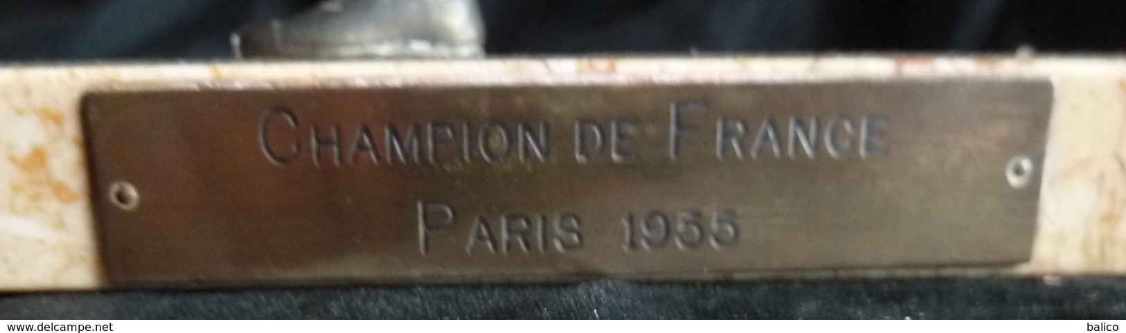 Trophée Bouliste - Pétanque ou Lyonnaise - Champion de France Paris 1955 Décerné à Mr.  HENRI AUDA de Nice plus Plaque