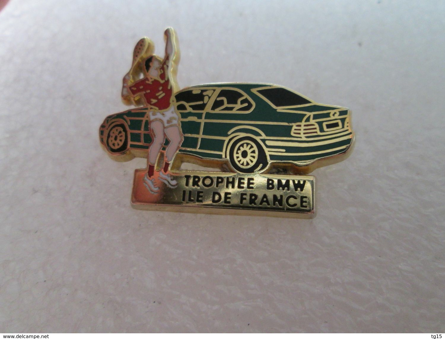 PIN'S    BMW   E 36  COUPE  TENNIS  TROPHEE BMW ILE DE FRANCE   ARTHUS BERTRAND - BMW