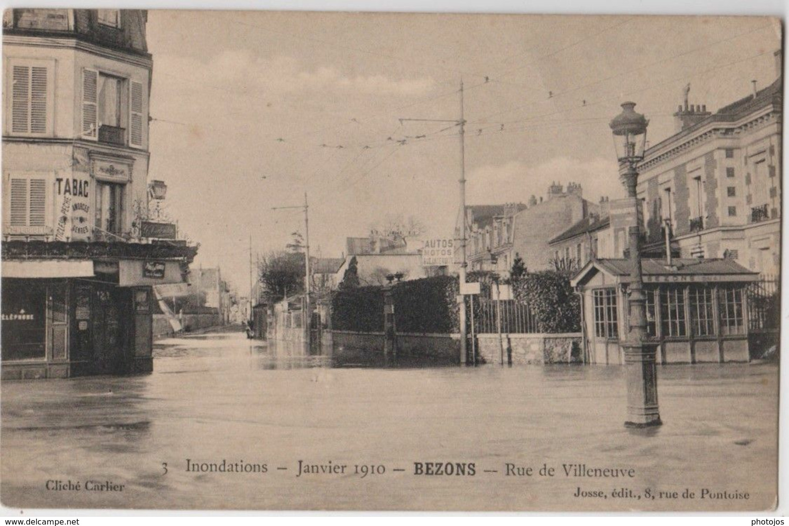 CPA  Bezons (95) La Rue De Villeneuve Pendant Les Inondations De Janvier 1910  Gare Café Tabac  Ed Josse - Bezons