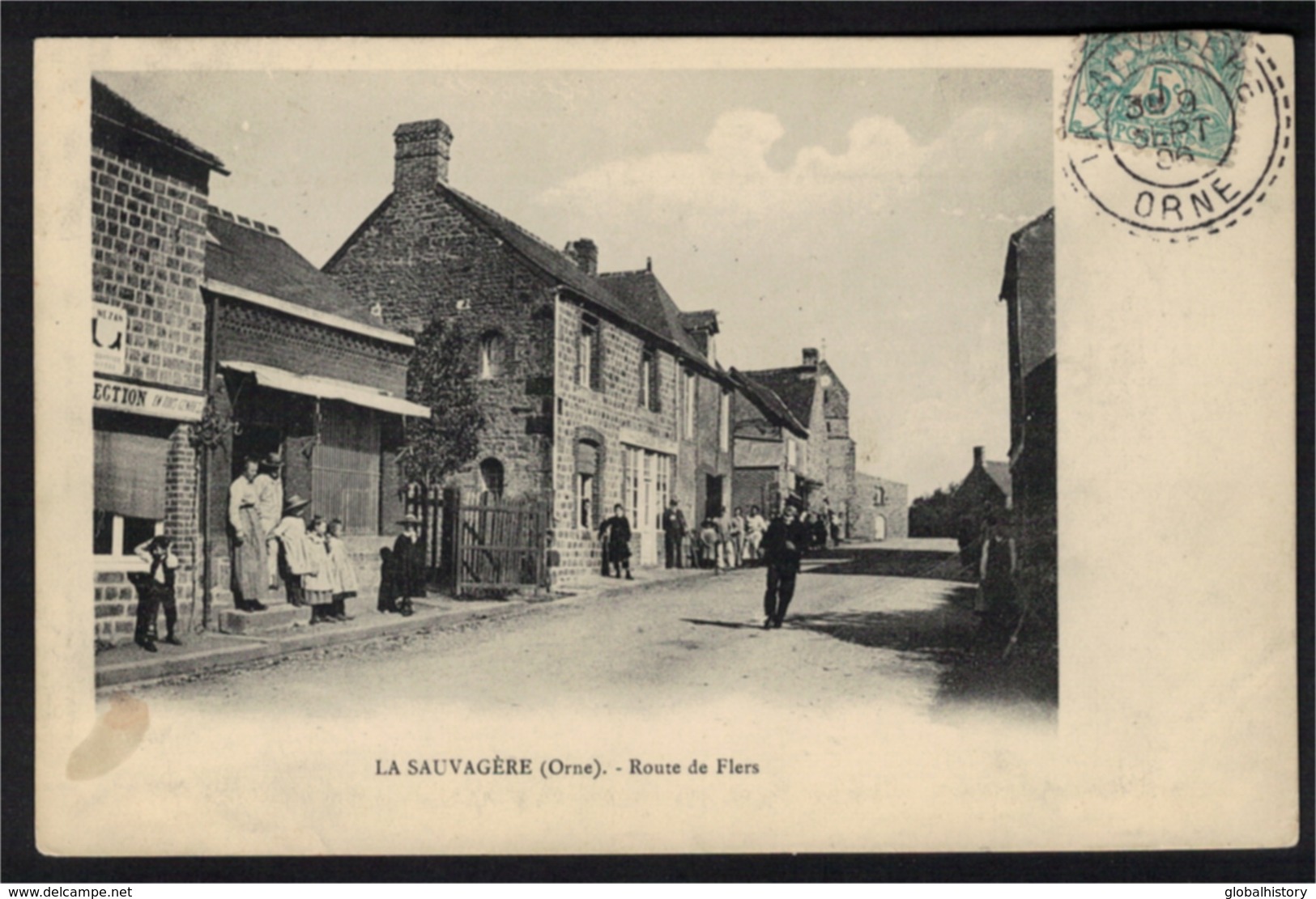 DG1246 - FRANCE - DEP.61 - LA SAUVAGÈRE (ORNE) - ROUTE DE FLERS - STREET SCENE - Other & Unclassified