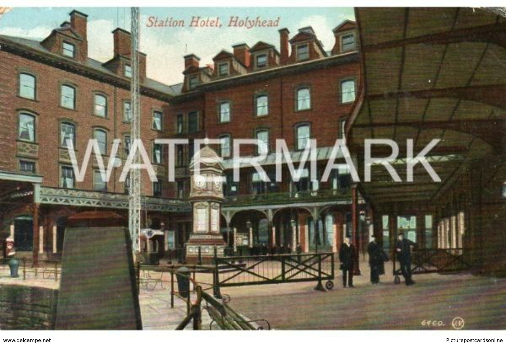 HOLYHEAD STATION HOTEL OLD COLOUR POSTCARD WALES - Anglesey