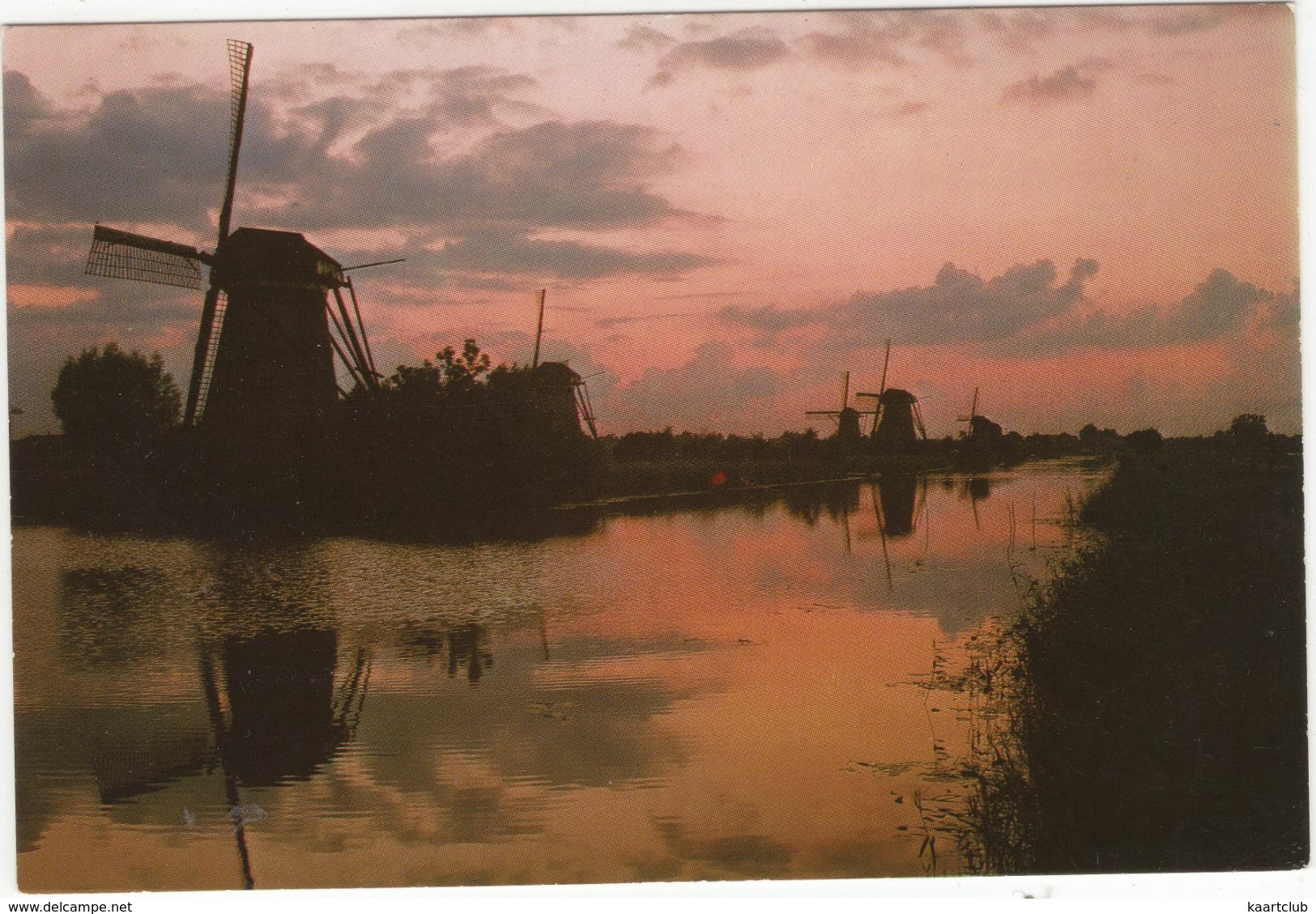 Kinderdijk - Poldermolens, Type Achtkante Rieten Grondzeiler , Bj. 1740 - Waterschap 'De Overwaard' - Kinderdijk