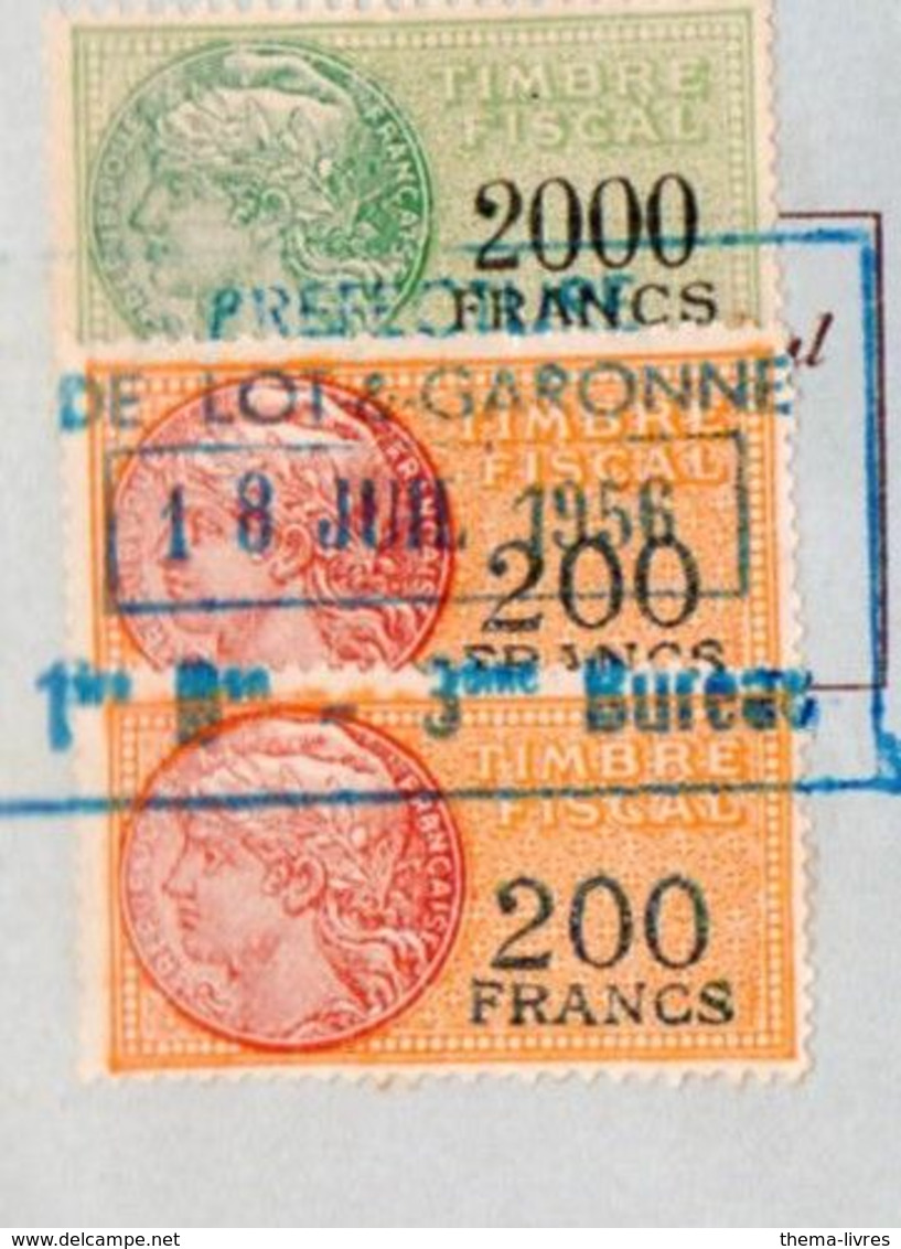 Passeport Français Délivré à Agen 1953 Avec Timbres Fiscaux Et Nombreuses Vgnettes Et Visas  (PPP23825) - Andere & Zonder Classificatie