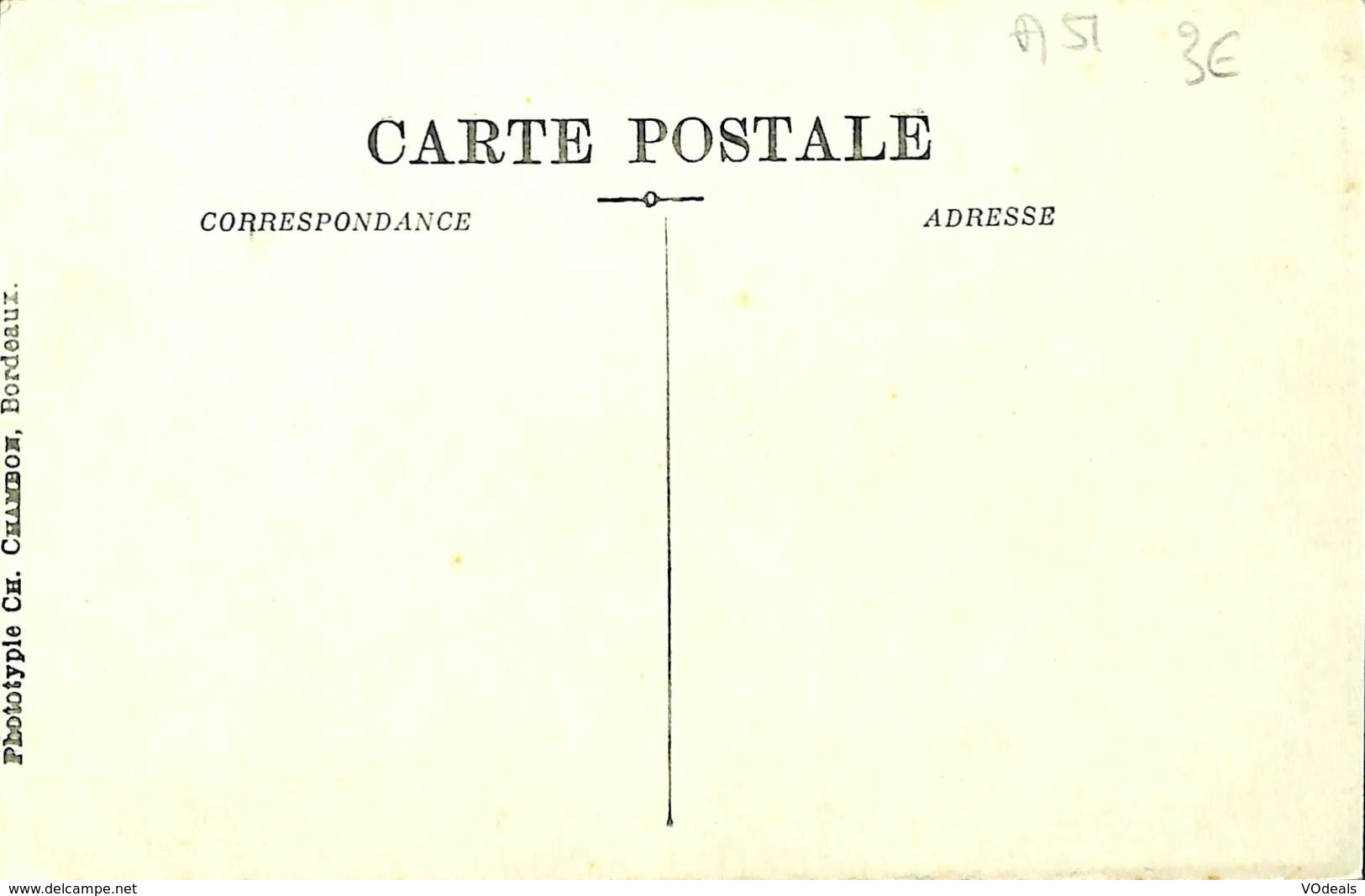 031 074 - CPA - Militaria - France (33) Gironde - Bordeaux - Caserne Xaintrailles - Kasernen
