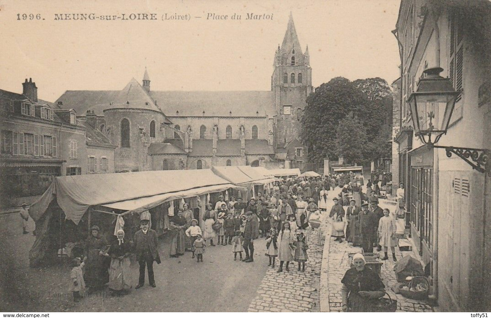 CPA:MEUNG SUR LOIRE (45) MARCHÉ SUR LA PLACE DU MARTOI..ÉCRITE - Other & Unclassified