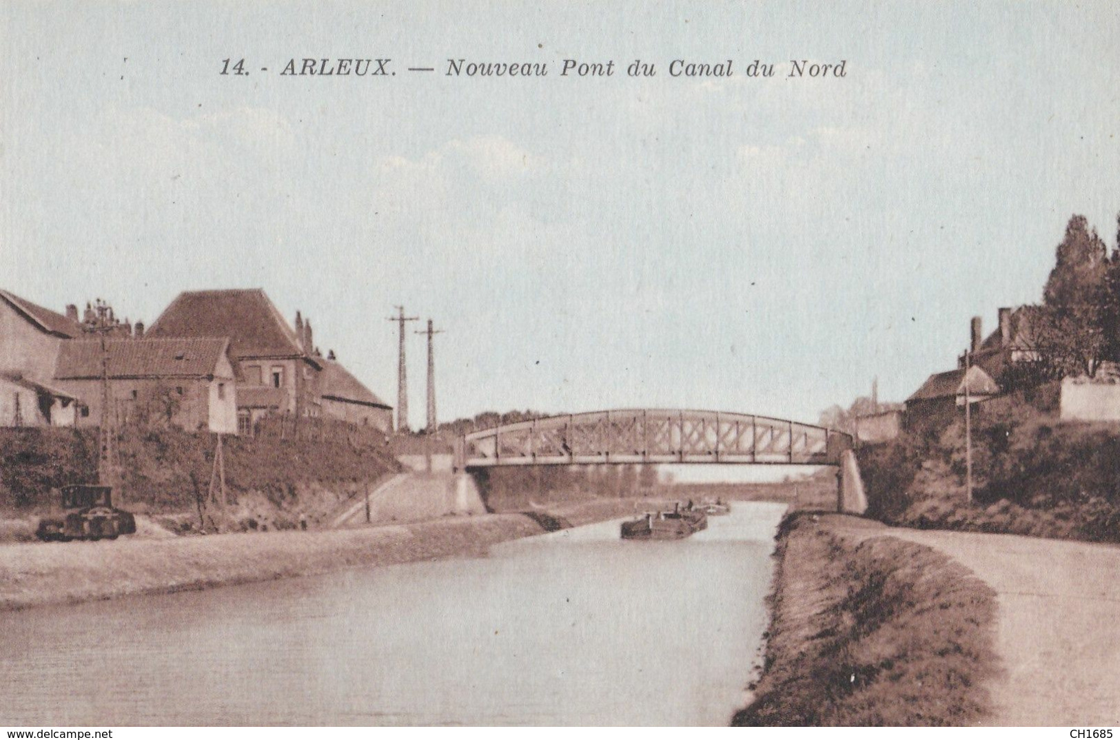 ARLEUX (59) Nouveau Pont Du Canal Du Nord . Péniches - Arleux