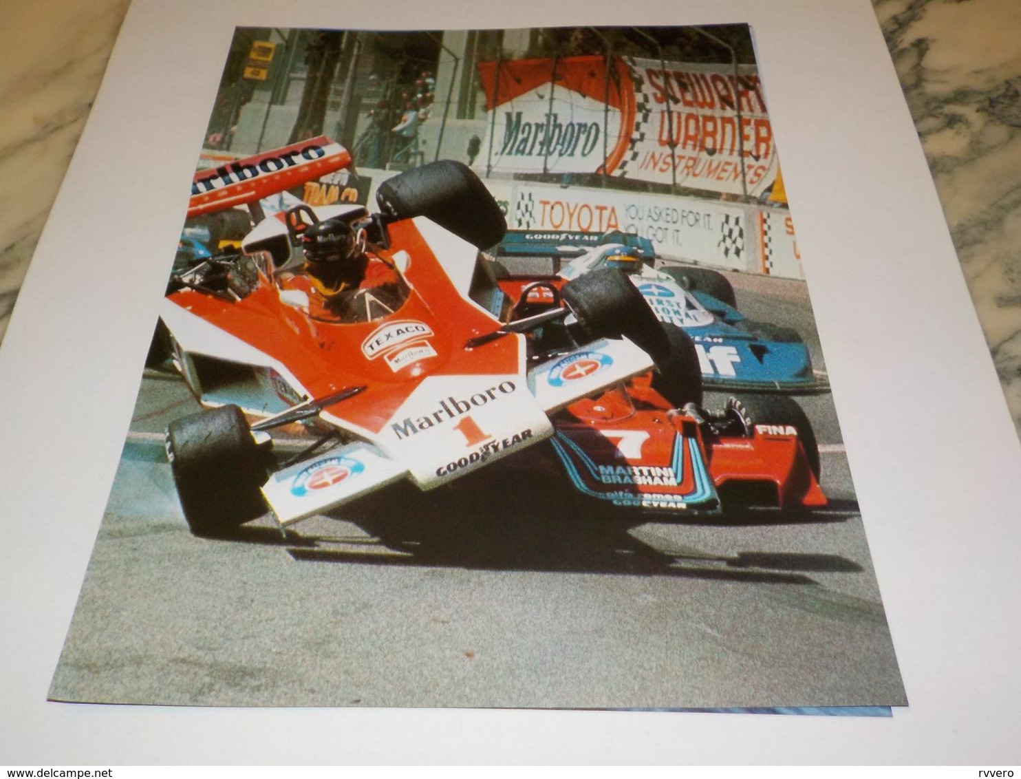 PHOTO JAME HUNT ET JOHN WATSON - Automovilismo - F1