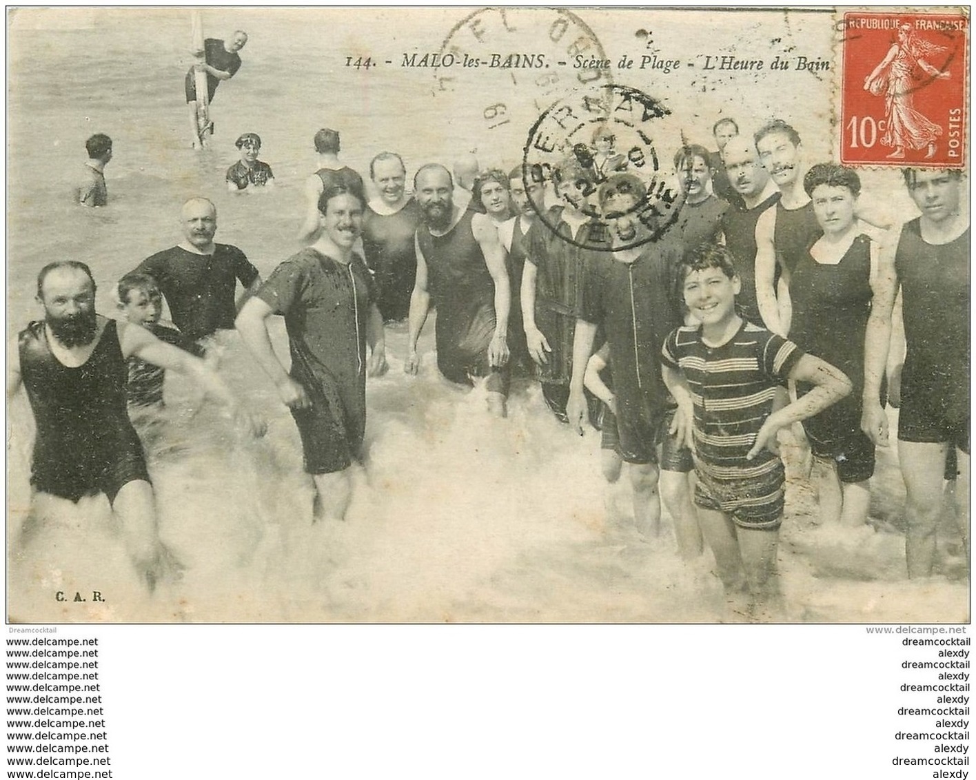 59 MALO LES BAINS. Sur La Plage En Maillots De Bains Une Pièce 1919 - Malo Les Bains