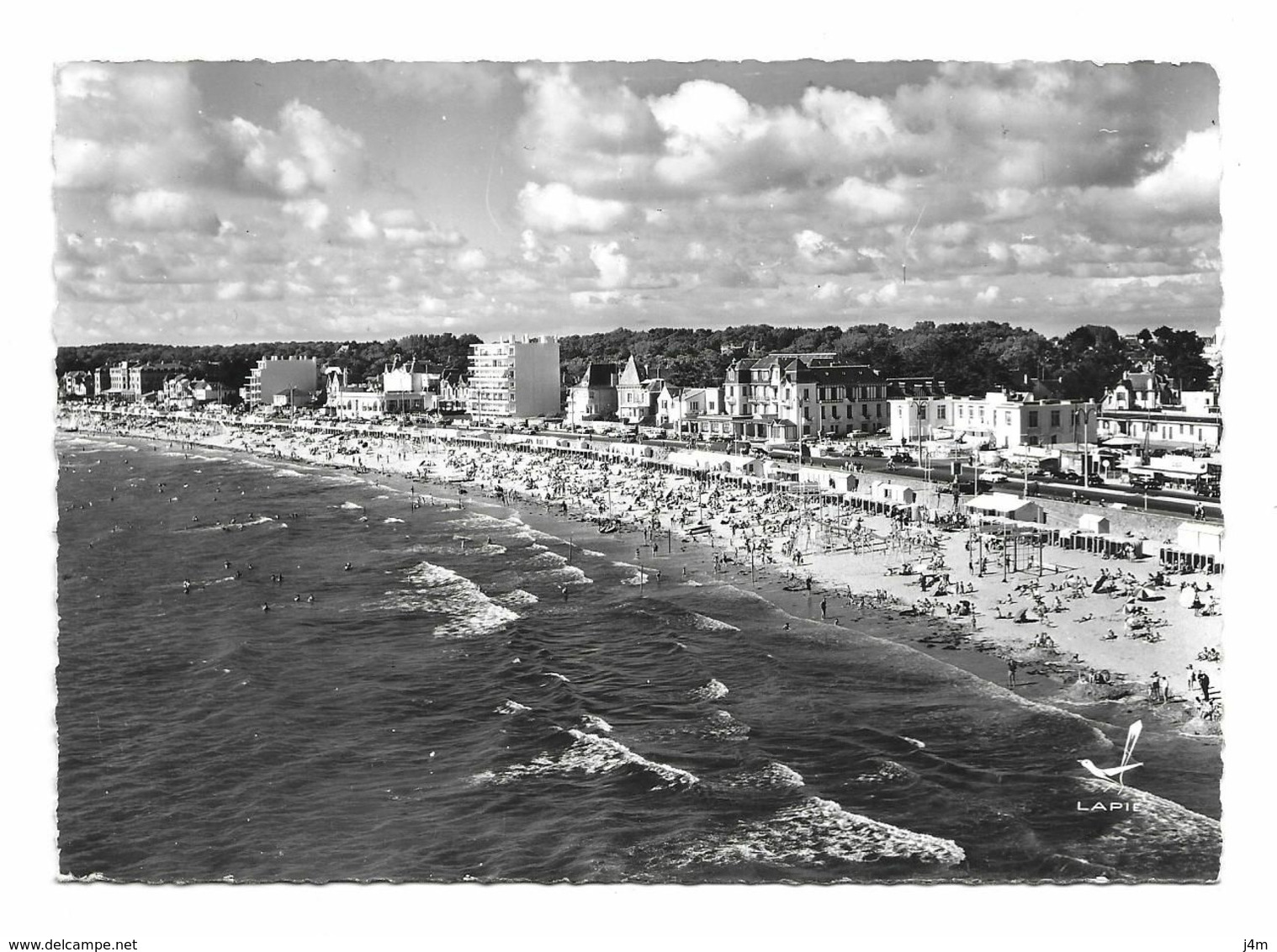 44/ LOIRE ATLANTIQUE..En Avion Au Dessus De..PORNICHET. La Plage Du Vieux Pornichet - Pornichet