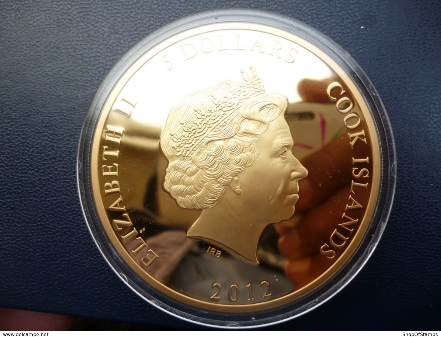 COOKS ISLAND 2012 $5 DIAMOND JUBILEE 65mm GOLD PLATED COIN 793/2012 EDITION - Cookinseln