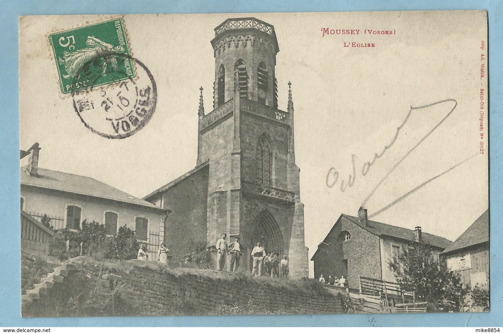 UR0127   CPA    MOUSSEY  (Vosges)  L'Eglise - Animation  ++++ - Moussey