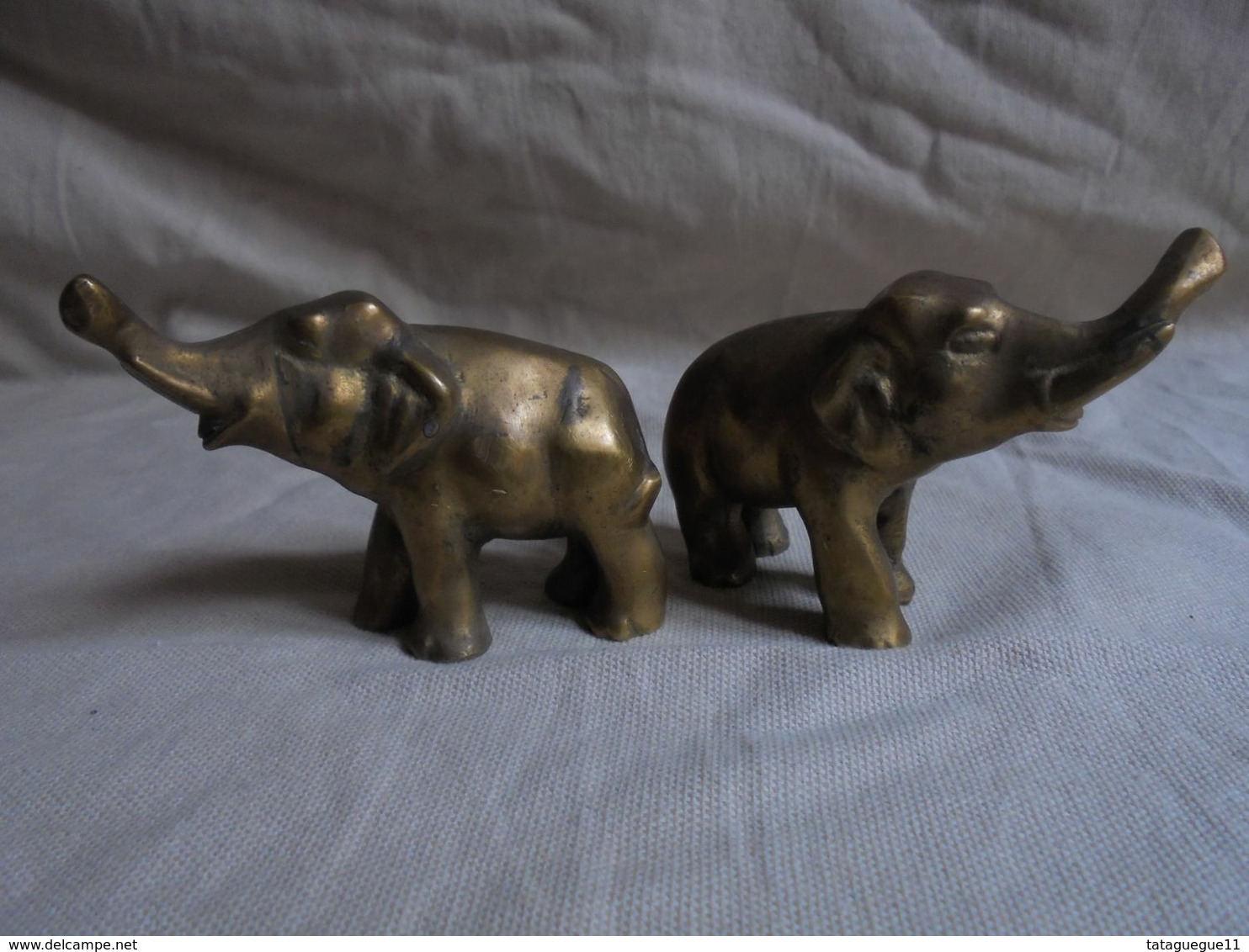 Vintage - Couple D'éléphants En Métal Made In Hong Kong - Dieren