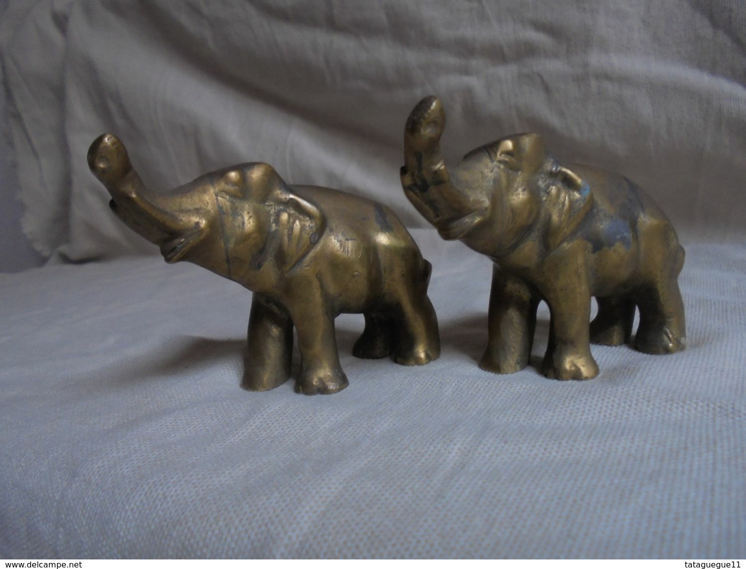 Vintage - Couple D'éléphants En Métal Made In Hong Kong - Animals