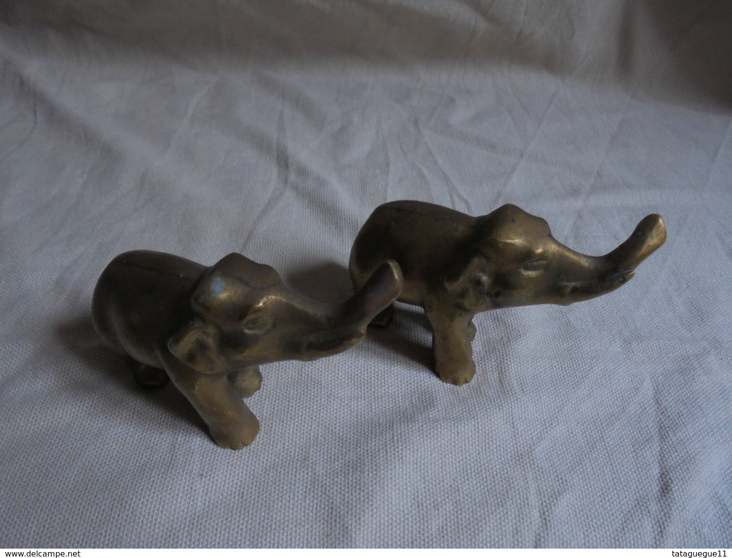 Vintage - Couple d'éléphants en métal Made in Hong Kong