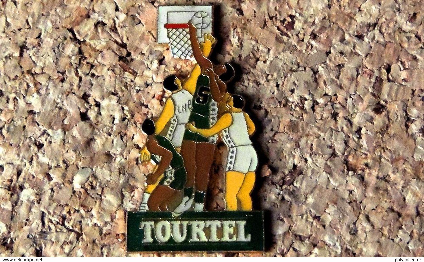 Pin's BASKET - Publicitaire Bière TOURTEL - Verni époxy - Fabricant FORMULA PARIS - Basketball