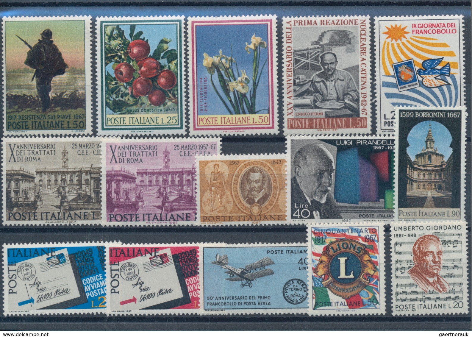 Italien: 1967, Year Sets MNH Per 1000, Seem To Be Complete. Every Year Set Is Sorted On Stockcards. - Collections