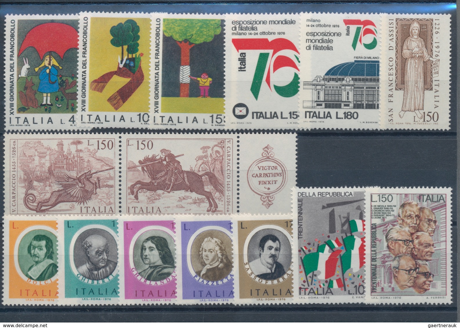 Italien: 1970/1979, year sets MNH per 100, seem to be complete. Every year set is sorted on stockcar
