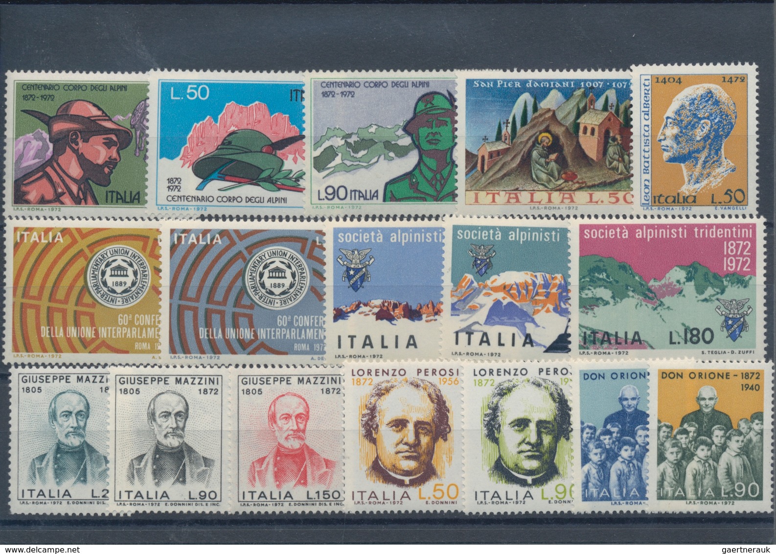 Italien: 1970/1979, year sets MNH per 100, seem to be complete. Every year set is sorted on stockcar