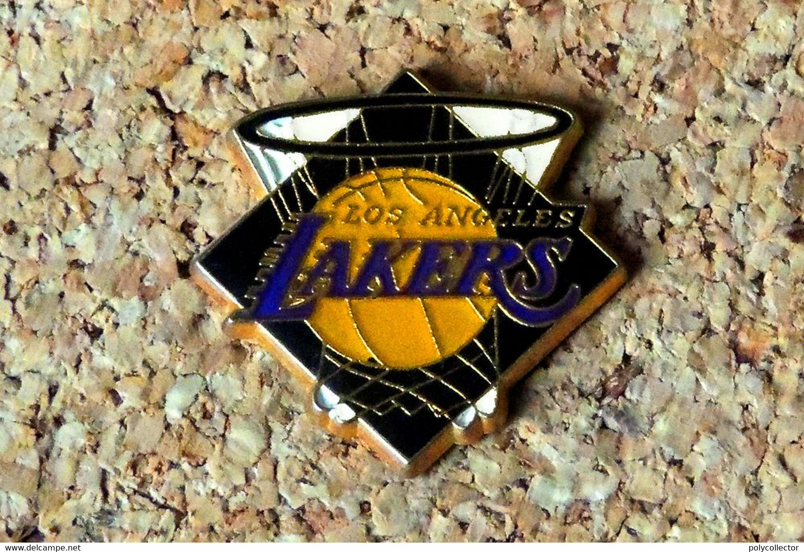 Pin's BASKET AMERICAIN - NBA -  Lakers Los Angeles - Verni époxy - Fabricant Inconnu - Pallacanestro