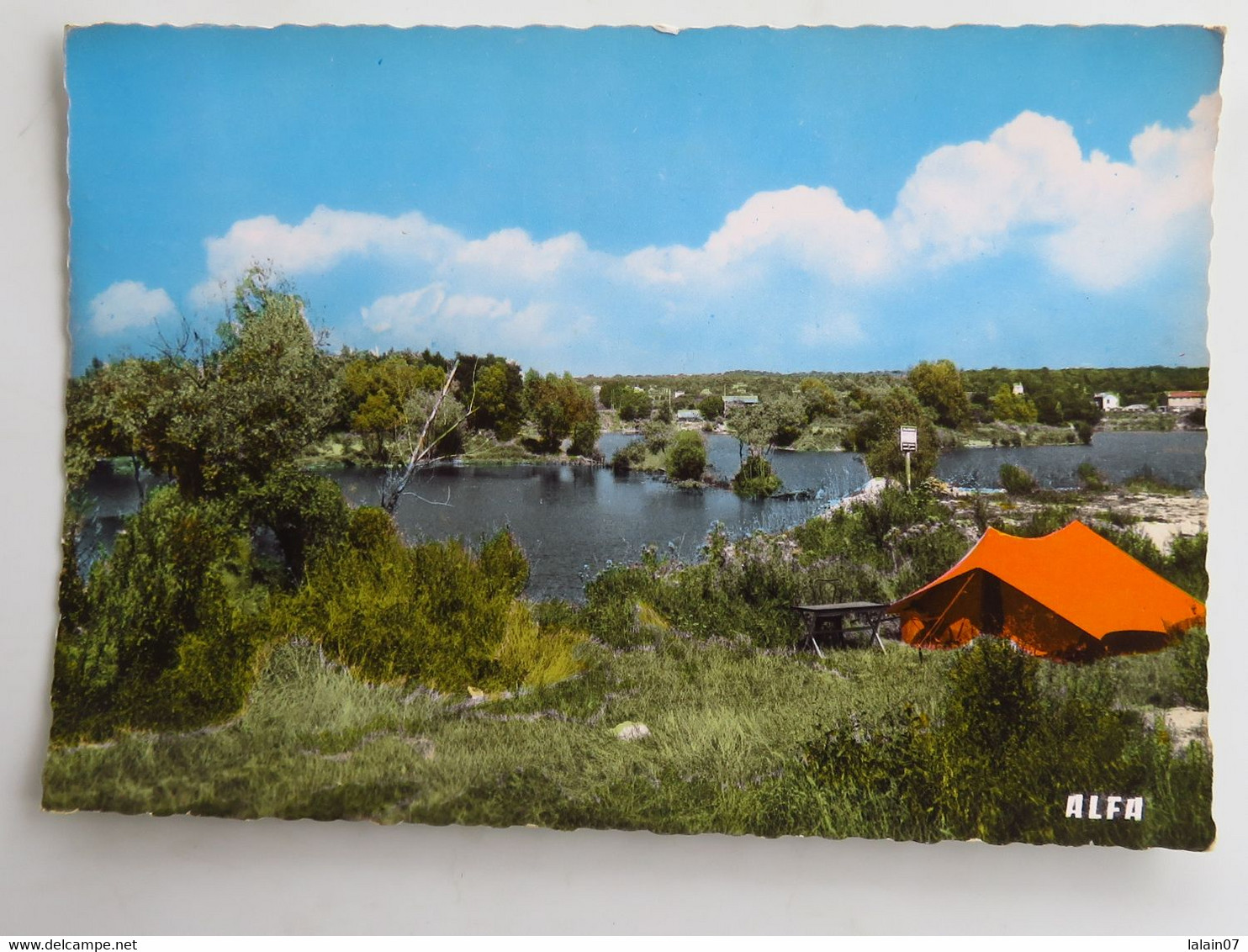 Carte Postale : 91 GRIGNY : Le Camping, Tente Orange, Timbre En 1978 - Grigny