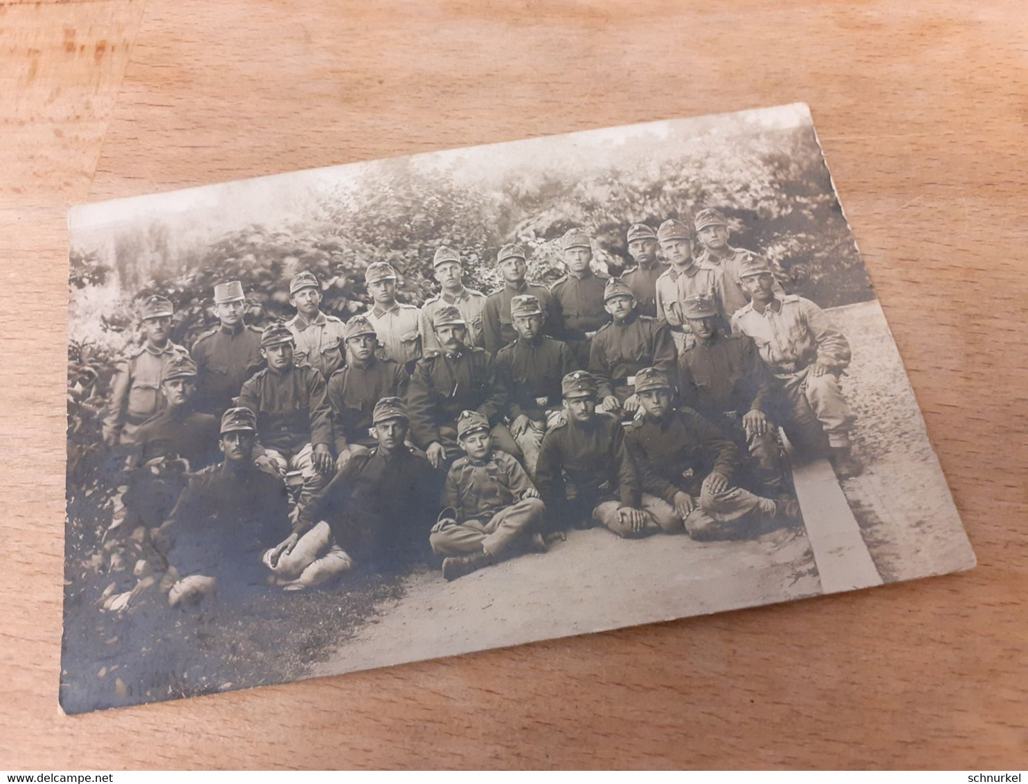 GRUPPE SOLDATEN OFFIZIERE MIT JUNGEN IN UNIFORM IN POSE - 1914 - Von BENESOR Nach BUDWEIS PRAG - TSCHECHIEN - War, Military