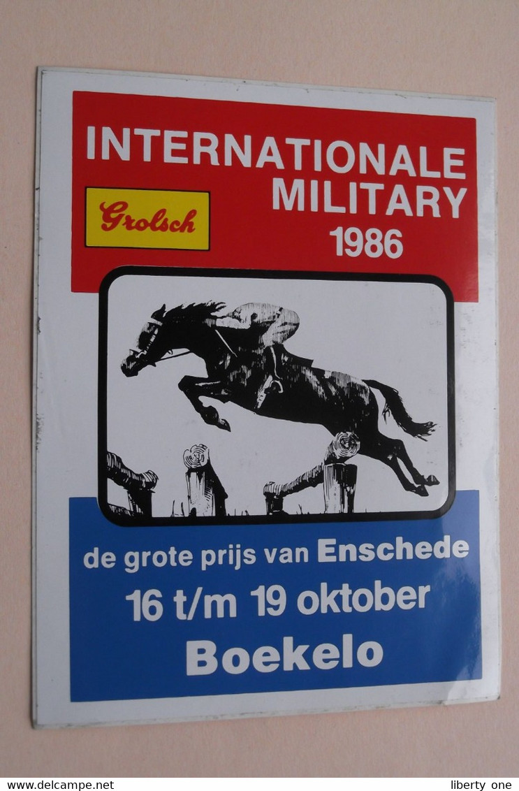 Int. MILITARY 1986 Grote Prijs Van ENSCHEDE / BOEKELO - Sticker / Zelfklever / Autocollant ( Zie Foto ) 11 X 14,5 Cm ! - Equitazione