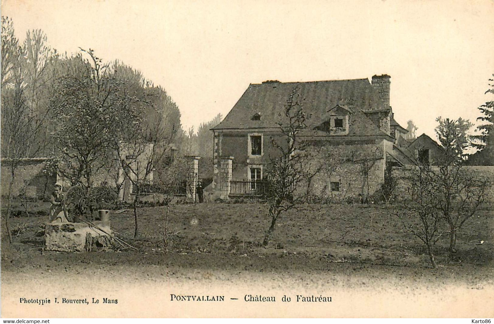 Pontvallain * Château De Fautréau * Puits - Pontvallain