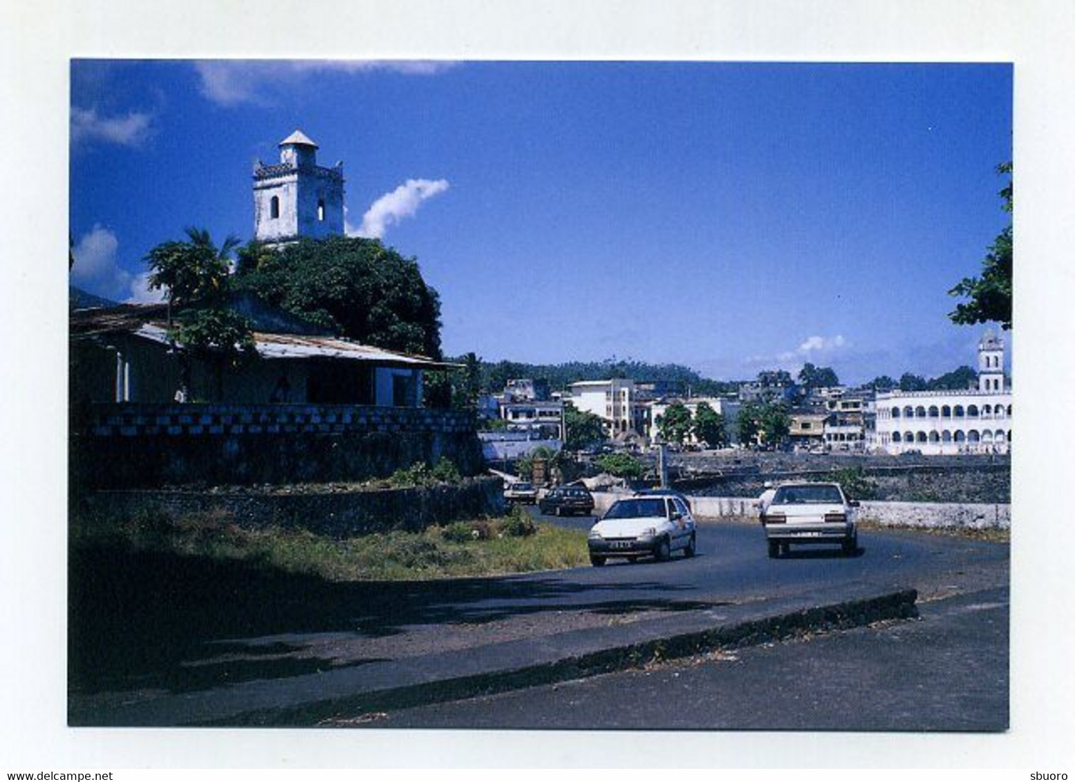 CP Neuve. Moroni, Ville, Mosquées. République Fédérale Et Islamique Des Comores. Editions NPC. Photo Petr Pindak - Komoren