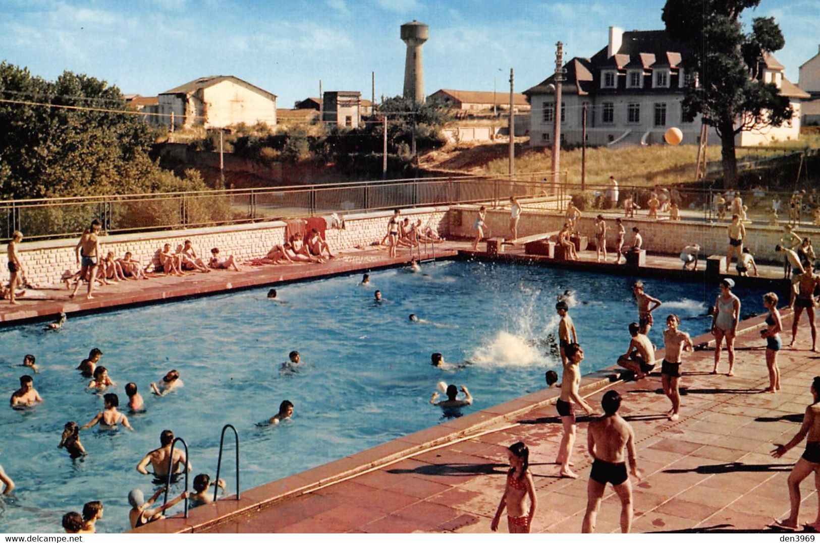 CELLES-sur-BELLE - La Piscine - Celles-sur-Belle