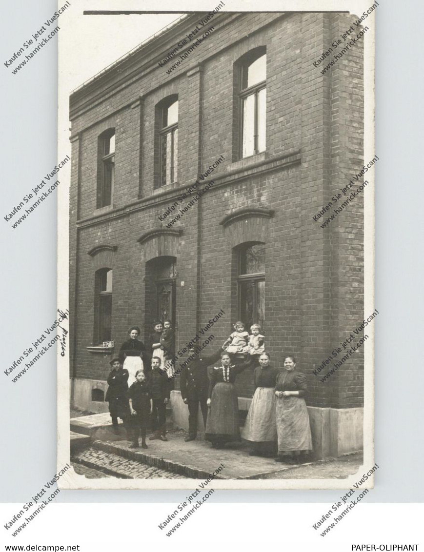 5090 LEVERKUSEN - OPLADEN, Photo-AK Einzelhaus, 1910, Haus-Nr.152, Kl. Eckknick - Leverkusen