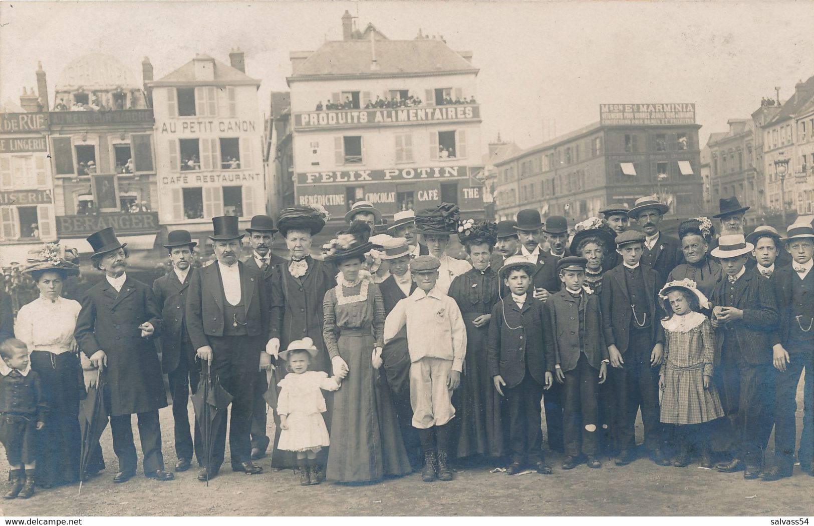 60) Carte-Photo : BEAUVAIS - Groupe En Présence Du Président D'Esperanto De Beauvais Par GATELET (Ca 1910) (BP) - Beauvais