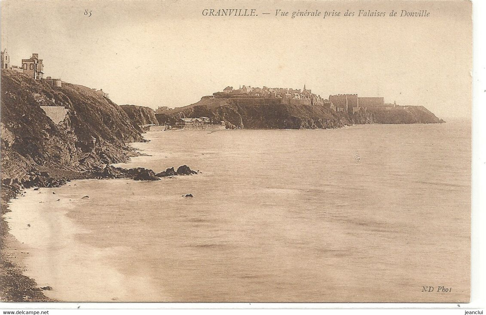 85 .GRANVILLE . VUE GENERALE PRISE DES FALAISES DE DONVILLE . CARTE NON ECRITE - Granville