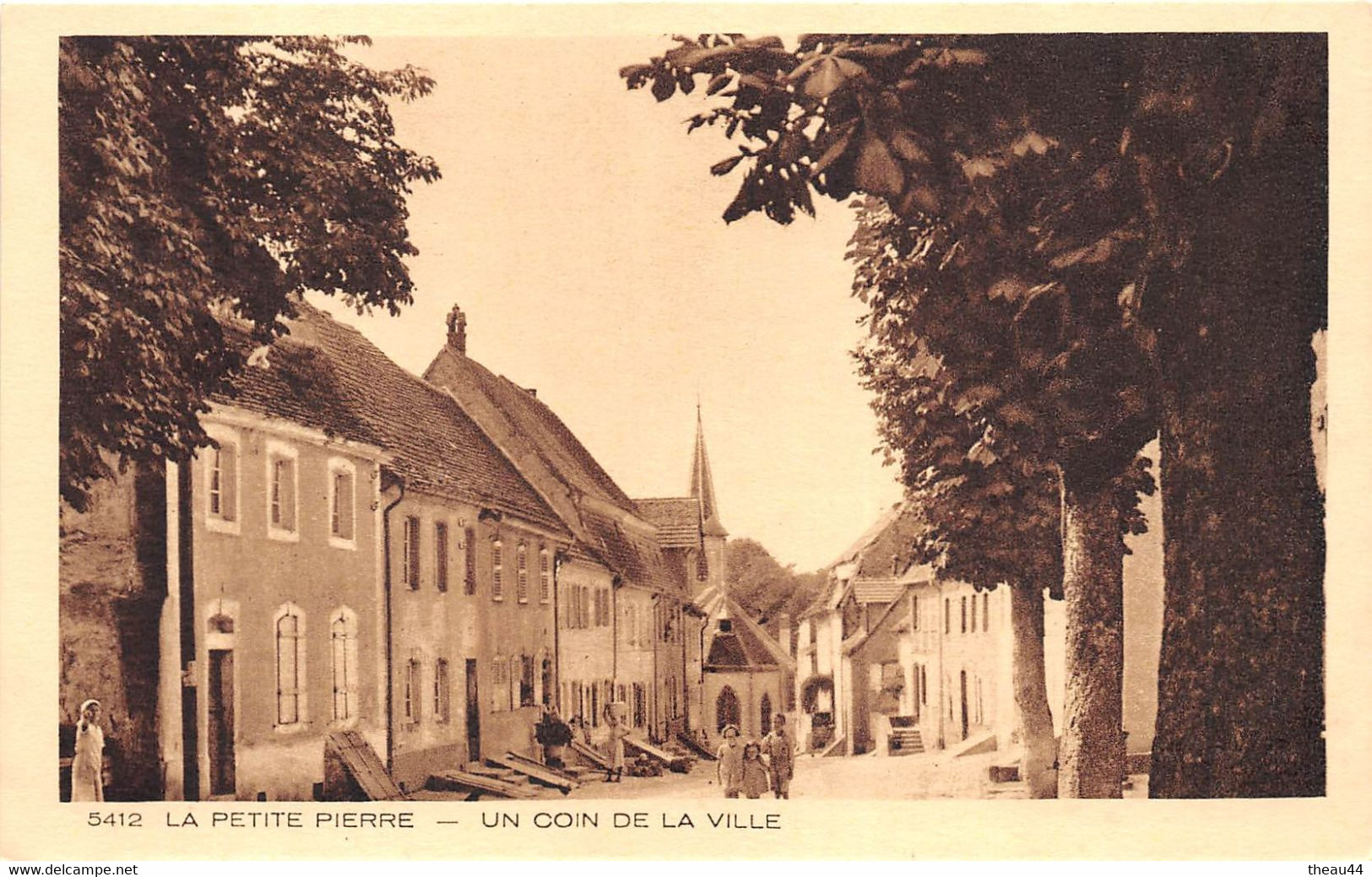 ¤¤    -    LA PETITE-PIERRE    -   Un Coin De La Ville        -   ¤¤ - Dambach-la-ville