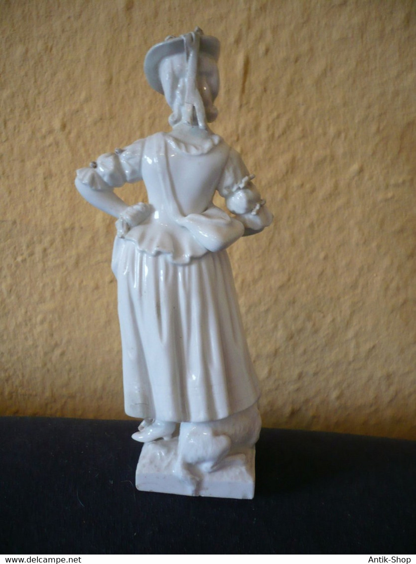 Porzellan-Figur - Dame mit Hund - Zepter-Marke (KPM) (861) Preis reduziert