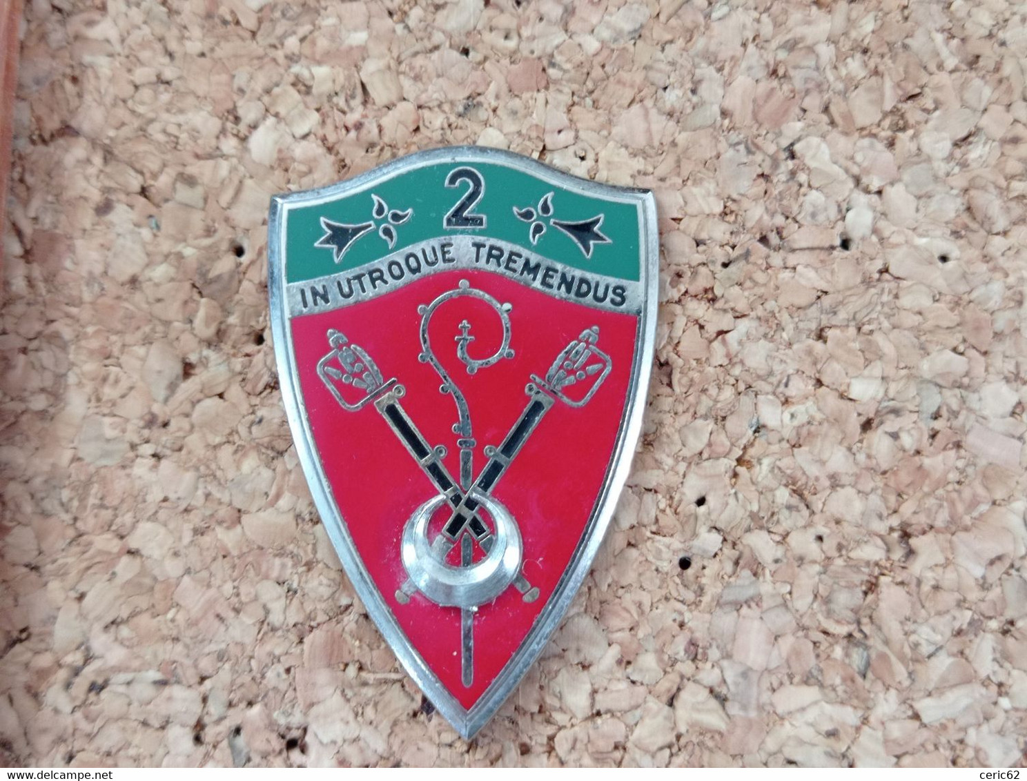 PINS ARMEE MILITAIRE IN UTROQUE TREMENDUS - Militari