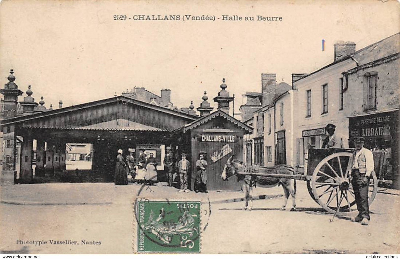 Challans       85        Halle Au Beurre      (voir Scan) - Challans