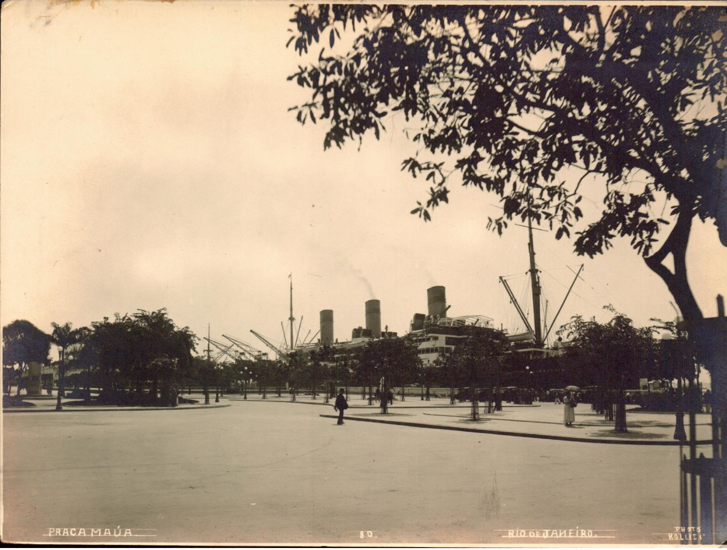 Bresil, Rio De Janeiro, Praca Mava         (bon Etat)  Dim : 22 X 16. - Plaatsen