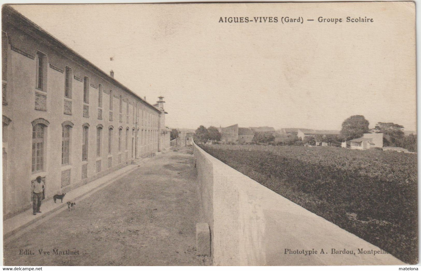 GARD AIGUES VIVES GROUPE SCOLAIRE - Aigues-Vives