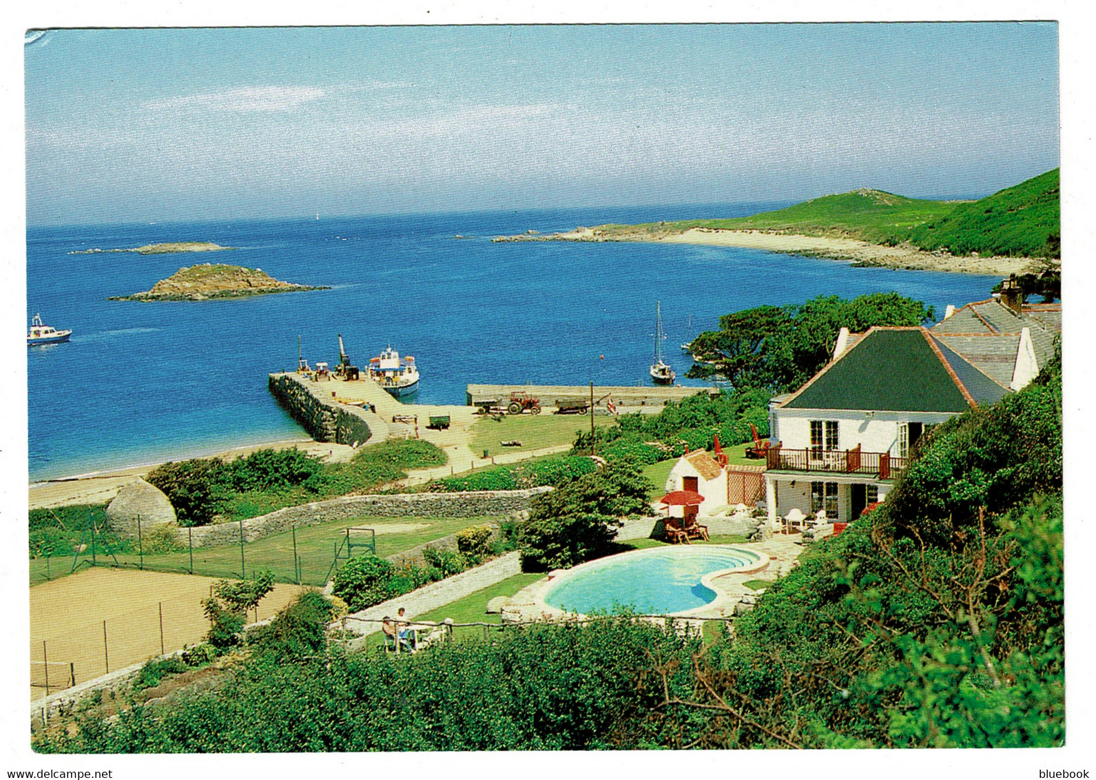 Ref 1397 - Postcard - Herm Island Harbour & White Horse Hotel - Guernsey Channel Islands - Herm