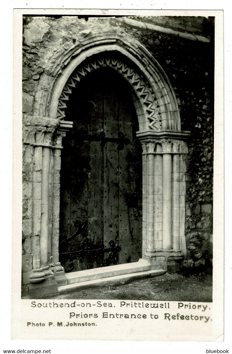 Ref 1399  - Real Photo Postcard - Refectory Entrance - Prittlewell Priory Southend-on-Sea - Southend, Westcliff & Leigh