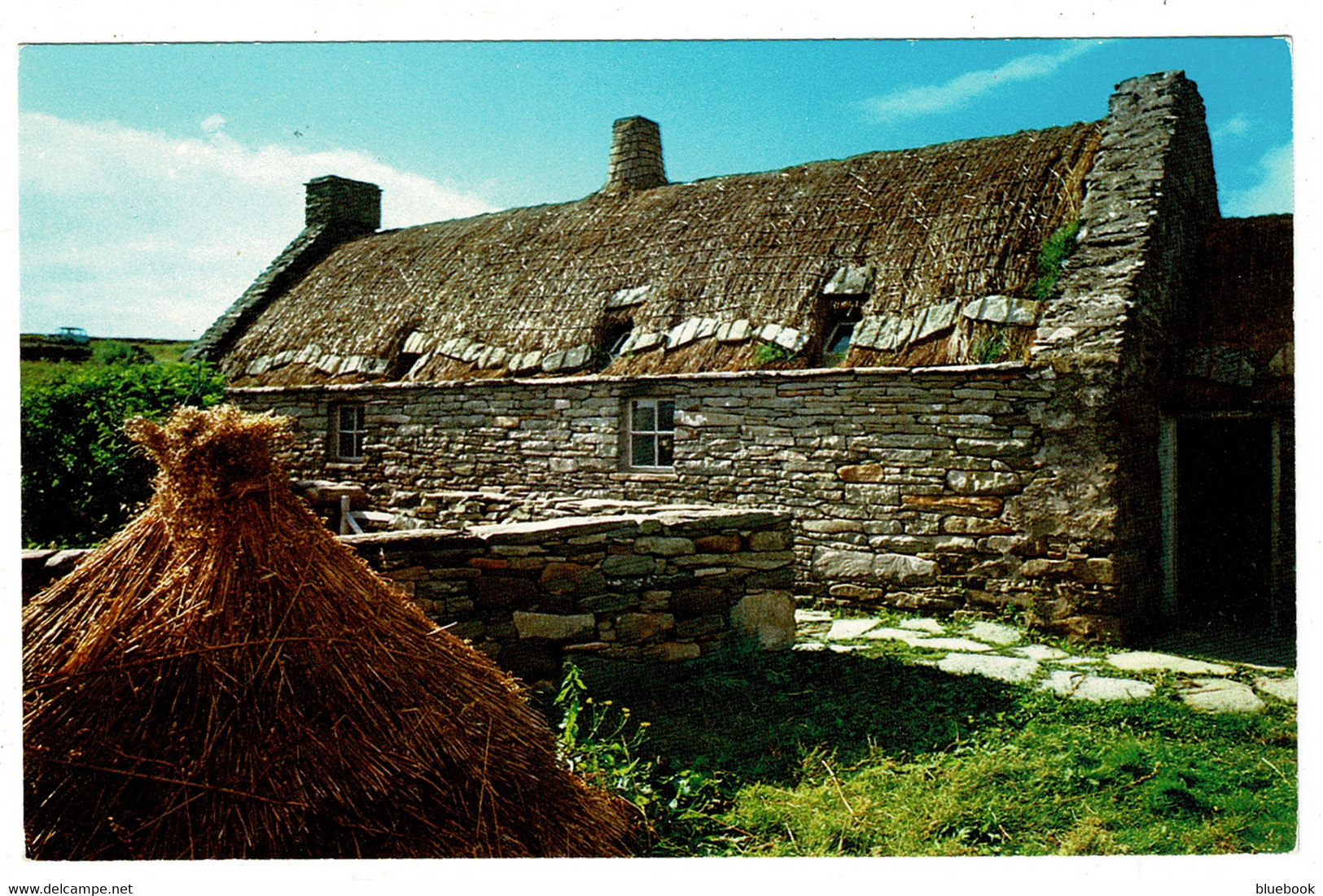 Ref 1399  - Postcard - Shetland Croft Dunrossness - Shetland Islands Scotland - Shetland