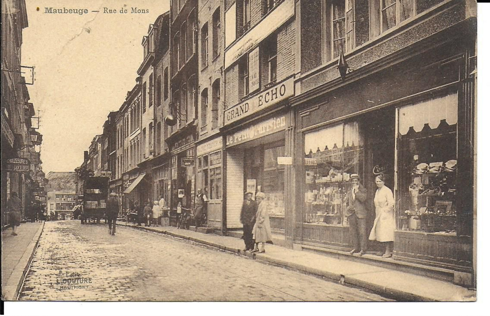 MAUBEUGE "  Rue De Mons , Belle Animation"   N°800 - Maubeuge