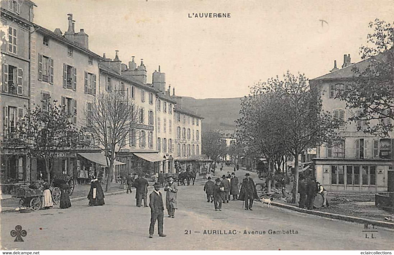 Aurillac        15        Avenue Gambetta         (Voir Scan) - Aurillac